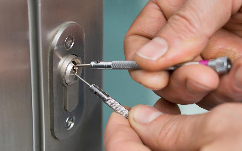 installer un coffre fort Paris 11